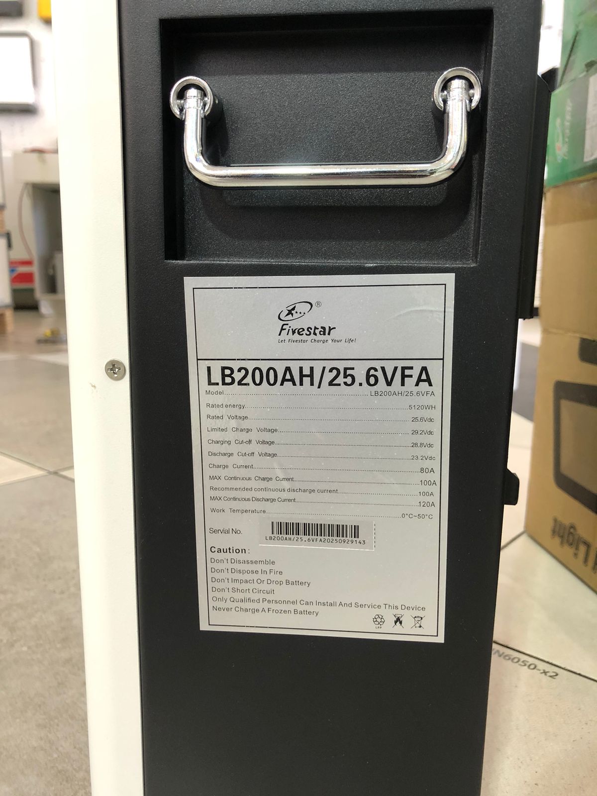 FS-LB24200 25.6V 5.12KW 200AH High Quality Lithium ion Battery - Image 4